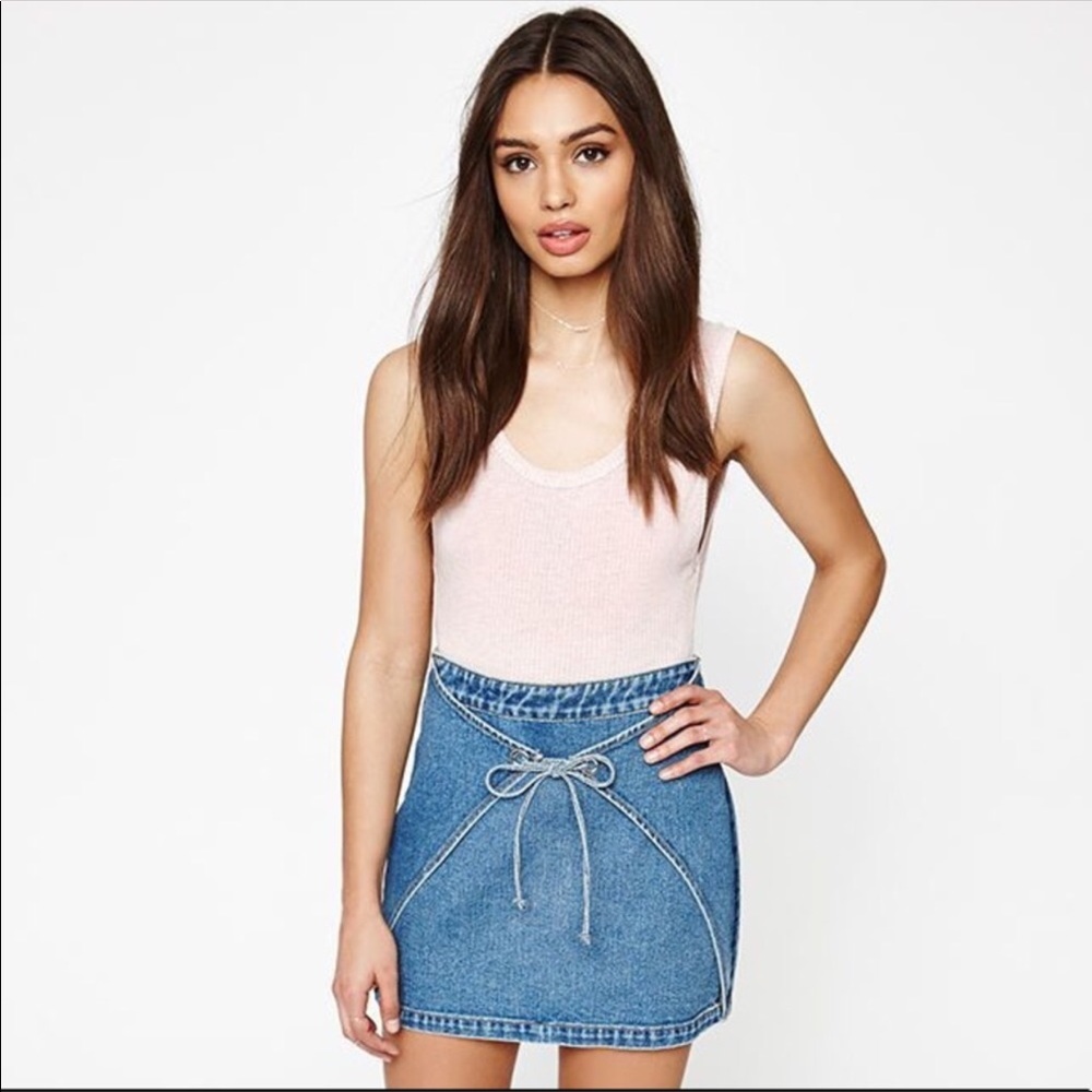front tie jean skirt